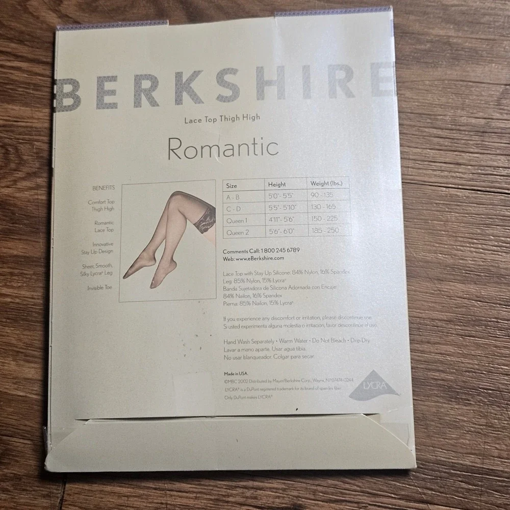 Berkshire Romantic Thigh High Stockings Ivory Lace Top Queen 1 Sheer 1363 NWT